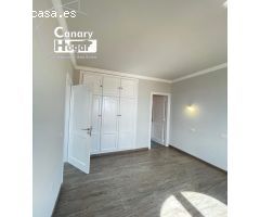 Villa en venta en San Eugenio Alto Tenerife