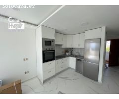Atico duplex reformado al copmpleto con vistas al mar en venta  en Garden City, San Eugenio Bajo