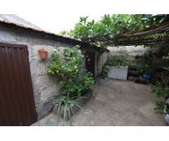 En venta terreno de esquina en chio guia de isora Tenerife
