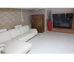 Lujoso apartamento con jardín con vistas panorámicas al mar