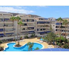 Apartamento moderno de dos dormitorios en Los Cristianos