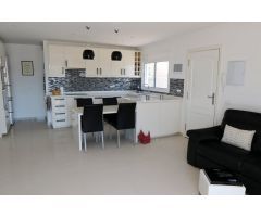 Apartamento de 3 dormitorios y 2 baños en el centro de Los Gigantes