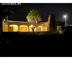 ???? Chalet con vistas al mar en primera línea – Costa Norte de Vinaròs