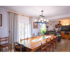 Casa 4 Vientos con piscina en Can Martí, Piera – Ideal para 2 Familias o Gran Residencia Familiar
