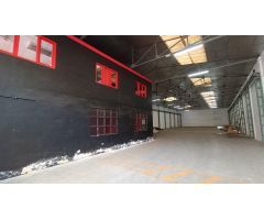 NAVE EN EL POLIGONO INDUSTRIAL DE VILLACEDRÉ