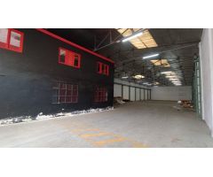 NAVE EN EL POLIGONO INDUSTRIAL DE VILLACEDRÉ
