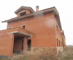 Conjunto Residencial de 26 Viviendas Unifamiliares Adosadas