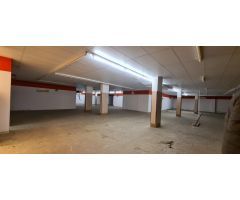 Local comercial en Venta en San Andrés del Rabanedo, León