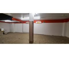 Local comercial en Venta en San Andrés del Rabanedo, León