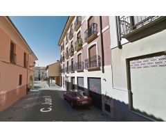 Local comercial en venta en calle Juan II, León, León