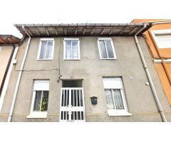 Casa en Venta en Veguellina de Órbigo, León