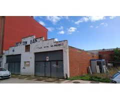 Nave Industrial en Trobajo del Camino
