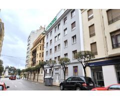 Amplio piso para reformar en Avenida de Roma