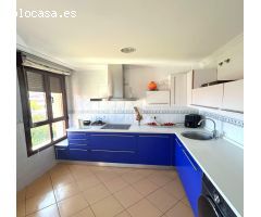Exclusivo Ático Dúplex Amueblado en La Rúa