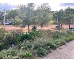 Venta de terreno urbano en Canyelles