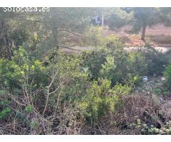 Venta de terreno urbano en Canyelles