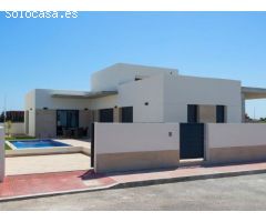 VILLAS INDEPENDIENTES en una sola planta con PISCINA PRIVADA en DAYA NUEVA