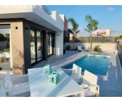 VILLA PAREADA DAYA NUEVA