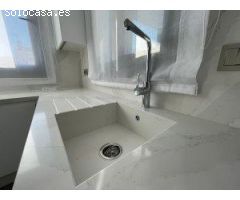 VILLA – CHALET INDEPENDIENTE con piscina privada en LOS ALTOS - TORREVIEJA