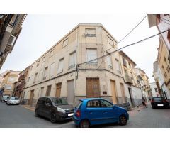 Edificio CASA + PISO Calle Del Barco