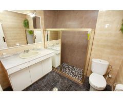 Piso 4 habitaciones 2 baños planta baja, 200 metros de la playa