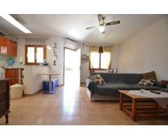 Conjunto de 5 chalets con piscina comunitaria ideal para destinarlo como alquiler turístico