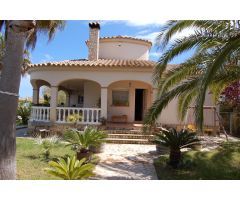 Chalet en Venta en Deltebre, Tarragona