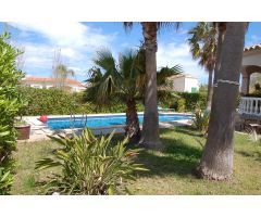 Chalet en Venta en Deltebre, Tarragona