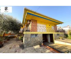 Chalet en Sota Montsià con piscina privada, garaje y múltiples posibilidades