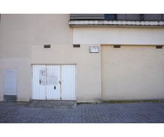 Local comercial en venta en Deltebre, junto al río Ebro