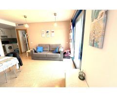 Apartamento muy soleado, para entrar a vivir, cerca de la avenida catalunya y mercadona