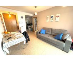 Apartamento muy soleado, para entrar a vivir, cerca de la avenida catalunya y mercadona