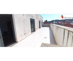 PRECIOSO ATICO CON TERRAZA DE 40 METROS