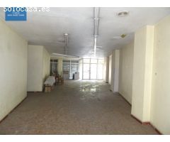 SE VENDE O ALQUILA LOCAL COMERCIAL EN ELCHE CERCA DE LA PLAZA OBISPO SIURI