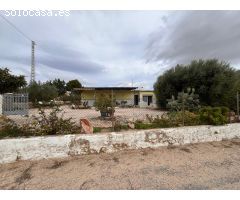 SE VENDE PARCELA CON FINCA RÚSTICA EN ELCHE ZONA BONAVISTA
