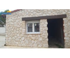 CASA UNIFAMILIAR EN CONSTRUCCIÓN EN QUINTANAMANVIRGO