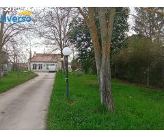 OPORTUNIDAD DE VIVIR EN UN CHALET CON TERRENO Y NAVE,  EN ARANDA