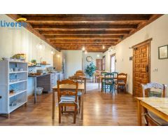 Escápate a la Tranquilidad: Alquila tu Habitación en el Hotel Los Rastrojos