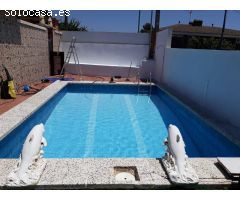 BONITA CASA CON PISCINA EN EL PRIORATO DE LA BISBAL