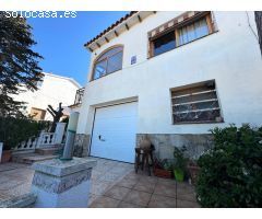 Adosado en Venta en Albinyana, Tarragona