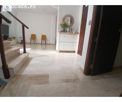 EXCLUSIVA VIVIENDA EN ZONA INMEJORABLE