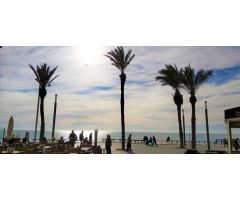 Venta de DOS LOCALES en ZONA PREMIUM de OCIO con VIVIENDA vistas al MAR de Regalo!!