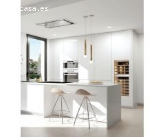 VILLA INDEPENDIENTE CON PISCINA PRIVADA, 3 DORMITORIOS Y 3 BAÑOS EN FINESTRAT