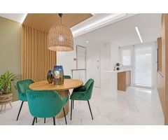 ATICO DE 2 DORMITORIOS Y 2 BAÑOS CON SOLARIUM PRIVADO DE 71M2  Y VISTAS AL MAR EN PUNTA PRIMA!