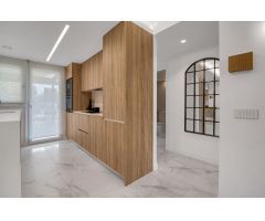 ATICO DE 2 DORMITORIOS Y 2 BAÑOS CON SOLARIUM PRIVADO DE 71M2  Y VISTAS AL MAR EN PUNTA PRIMA!