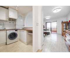 APARTAMENTO EN PLANTA BAJA DE 2 DORMITORIOS CON TERRAZA Y PATIO DE 45M2! CON LICENCIA TURISTICA!!