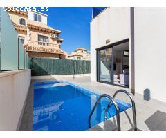 VILLA CON PISCINA PRIVADA EN AGUAS NUEVAS!