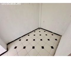 ATICO DE DOS DORMITORIOS A 70 METROS DEL PASEO MARITIMO!! PARA REFORMAR!!