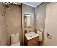 ALQUILER  DE APARTAMENTO  NUEVO  CON PISCINA Y PLAZA DE GARAJE   en Torreviedja