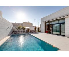 Villa en Venta en Pilar de la Horadada, Alicante